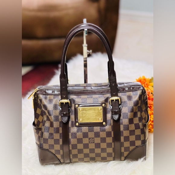 Louis Vuitton Ebene Berkely - Picture 1 of 6